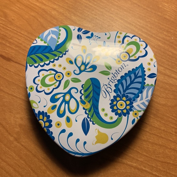 Brighton cross charm bracelet new, never worn or removed from box - Picture 2 of 5